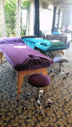 Just Tables at Reiki Conference 2016-215-953